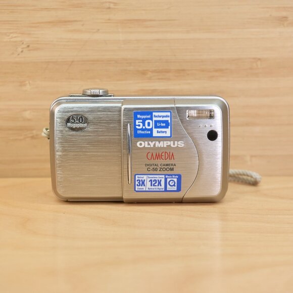 Olympus Camedia C-50 / 5MP Digital Camera / 3x Optical Zoom / Tested - Picture 3 of 9